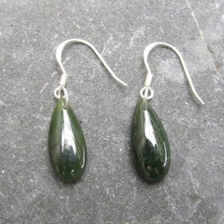 Teardrop Greenstoen Earrings