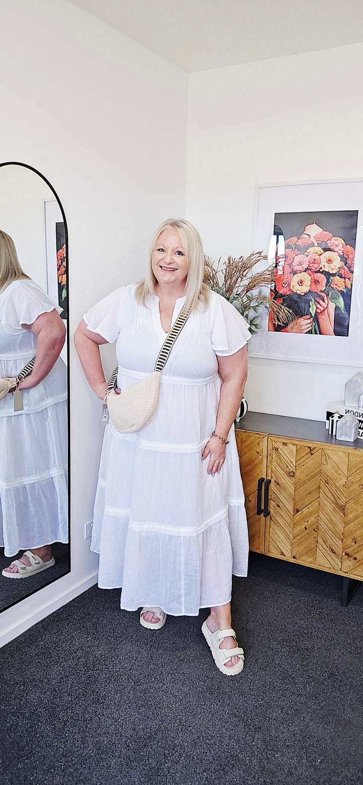 Eb & Ive Orsula Tiered Maxi Dress White