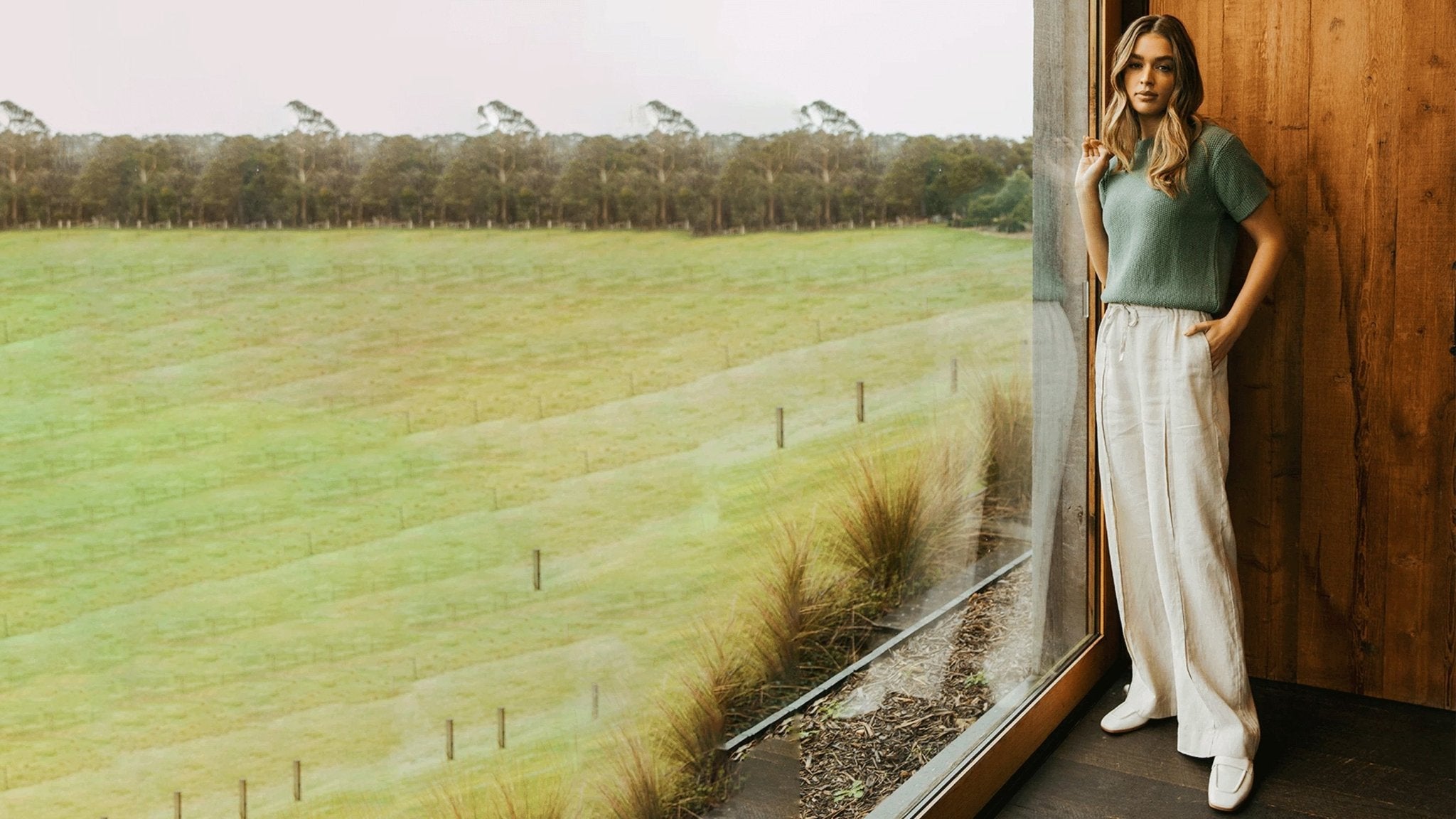 PANTS/JEANS/TROUSERS