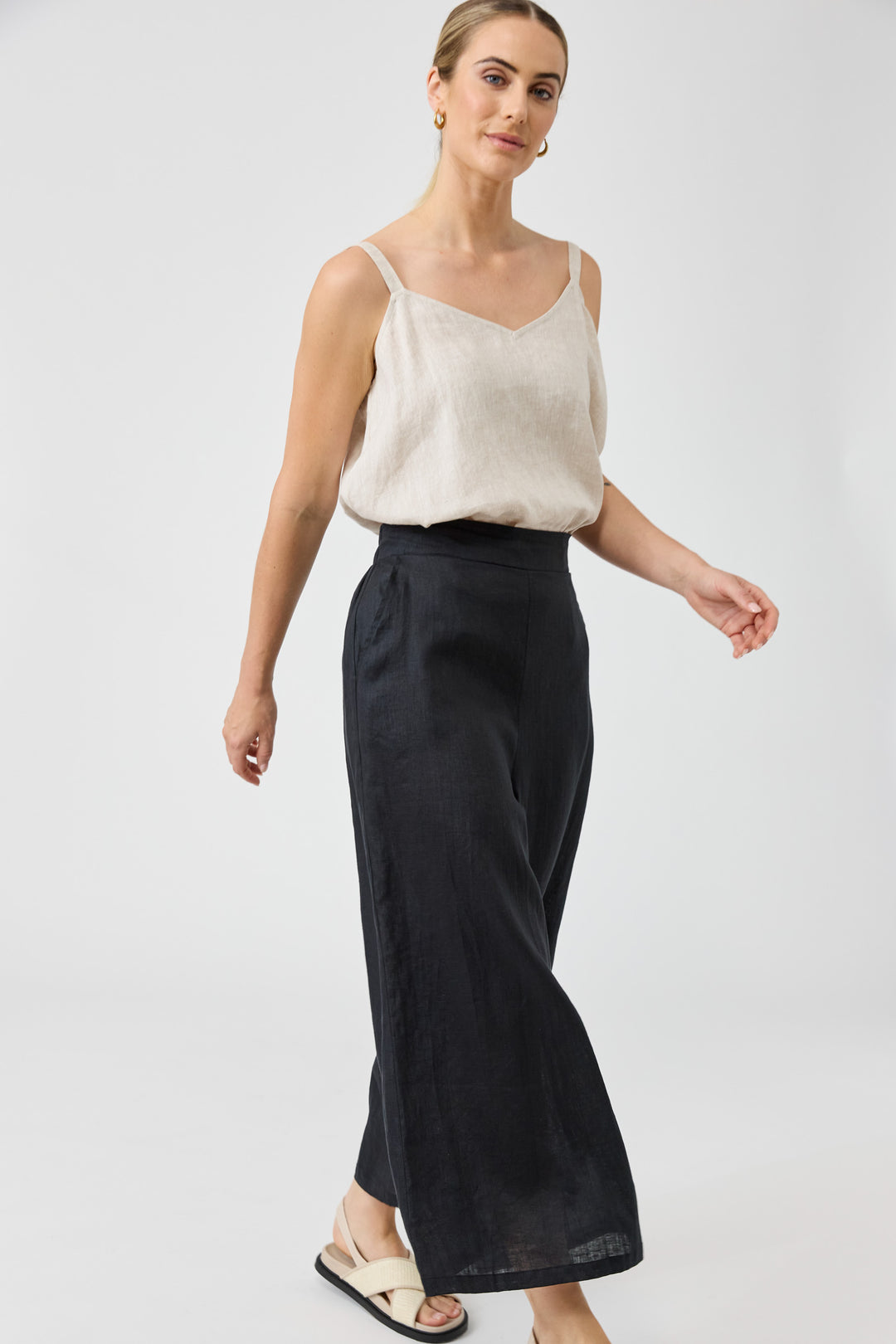 Eb & Ive Ebony Studio Crop Pant