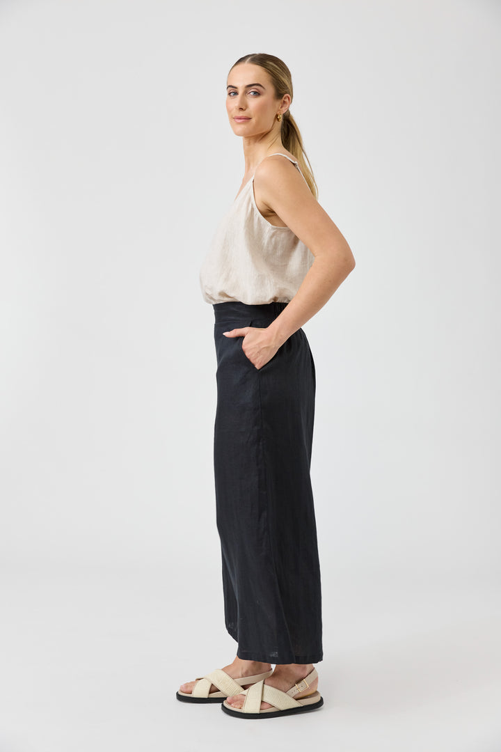Eb & Ive Ebony Studio Crop Pant