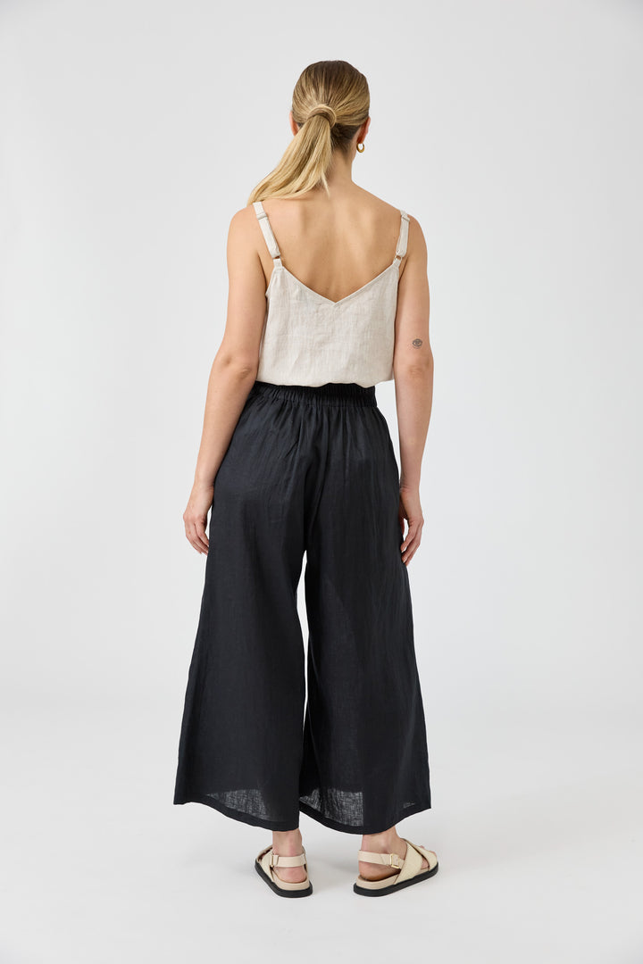 Eb & Ive Ebony Studio Crop Pant