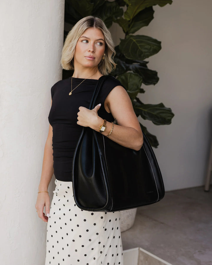 BLACK SUTTON SHOULDER BAG