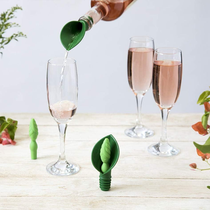 OTOTO Leila Wine Stopper &amp; Pourer