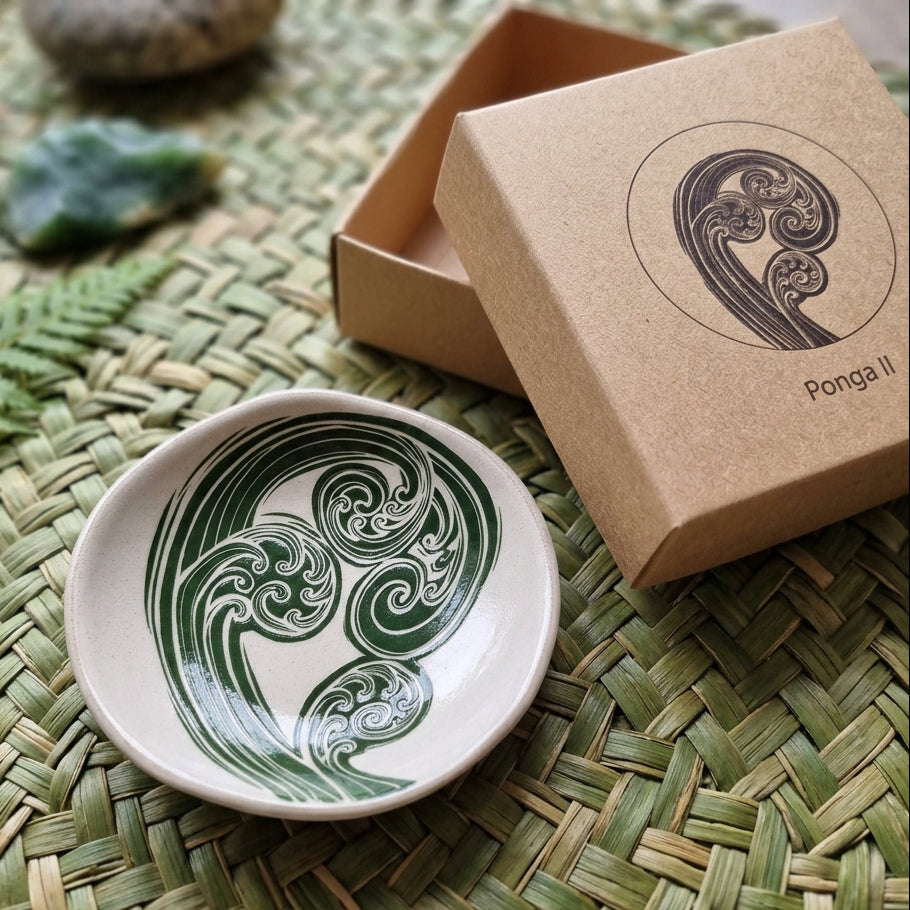 Jo Luping Ponga Green &amp; White 7cm Porcelain Bowl