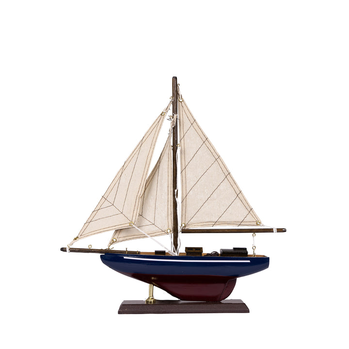 Le Monde Liberty Model Yacht