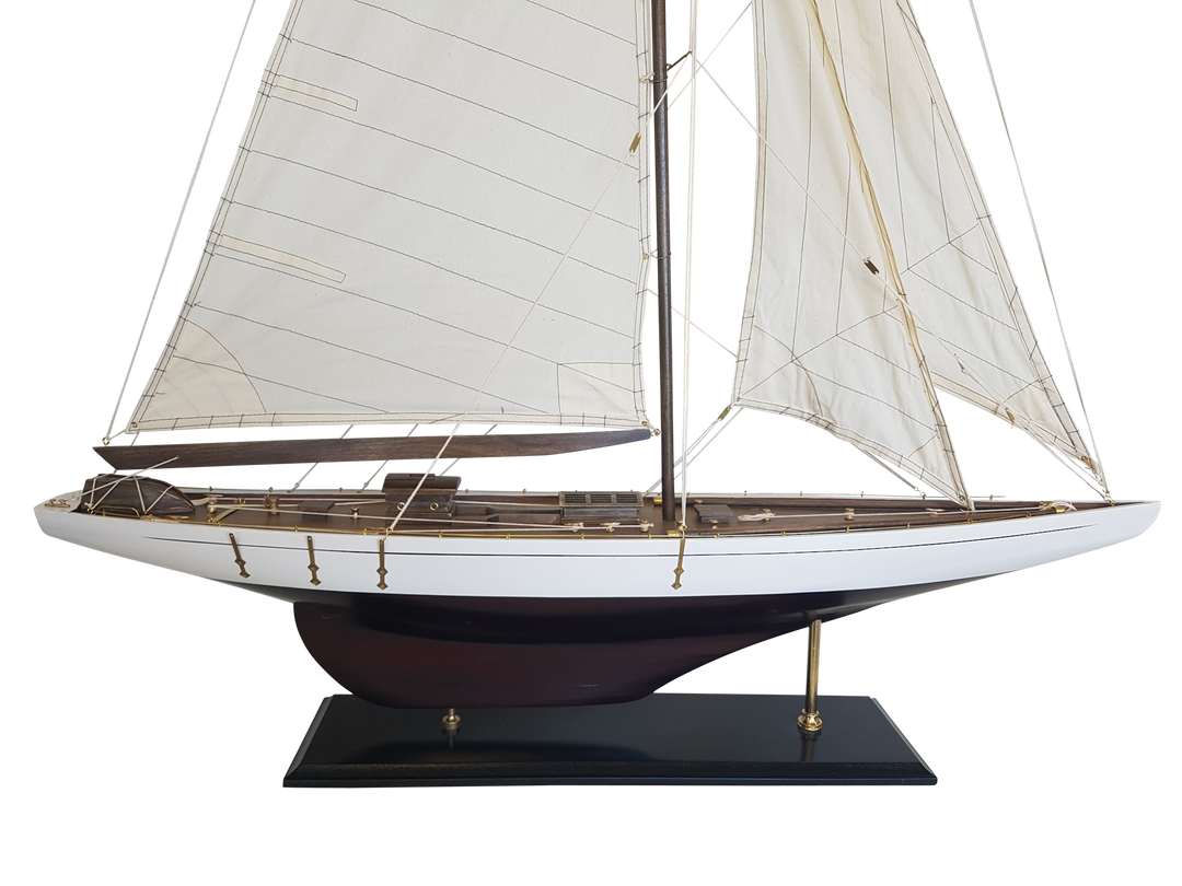 LARGE MODEL YACHT