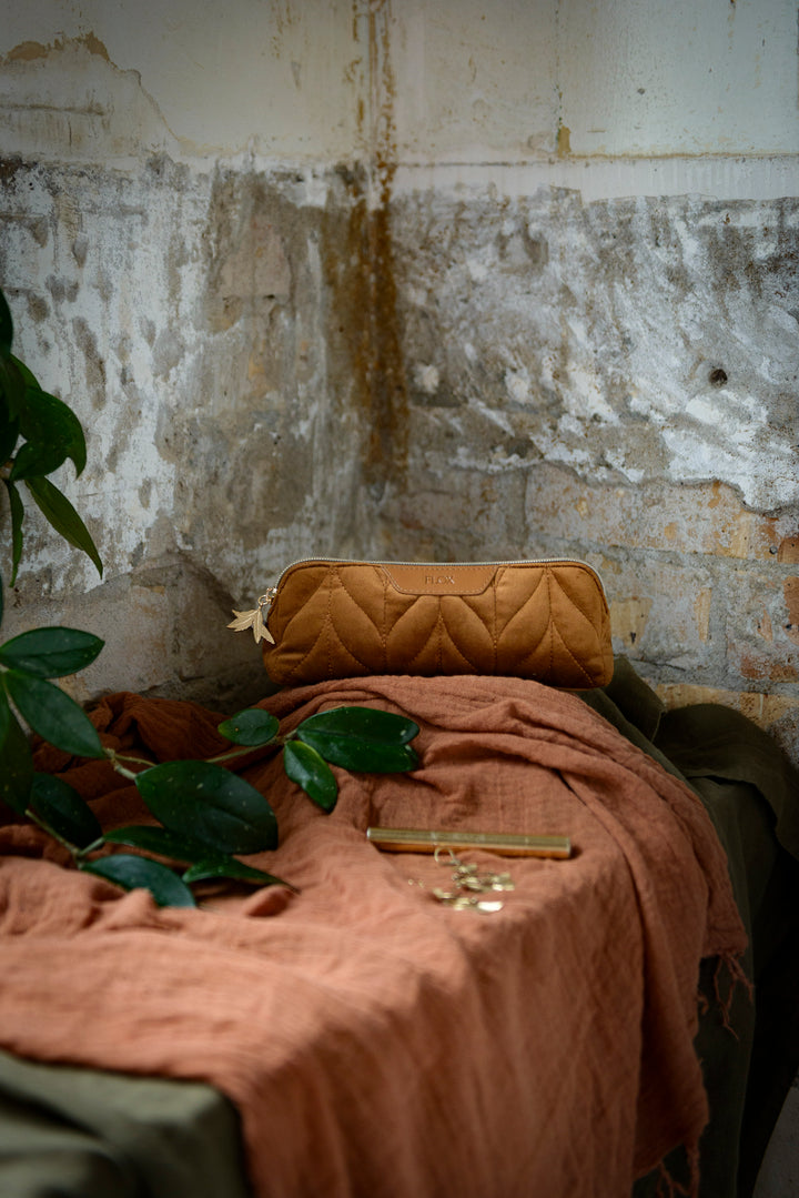 Flox Ahi Velvet Cosmetic Cases