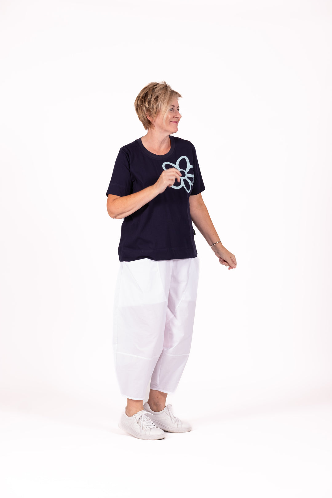 Jellicoe Navy Flower Basic Tee