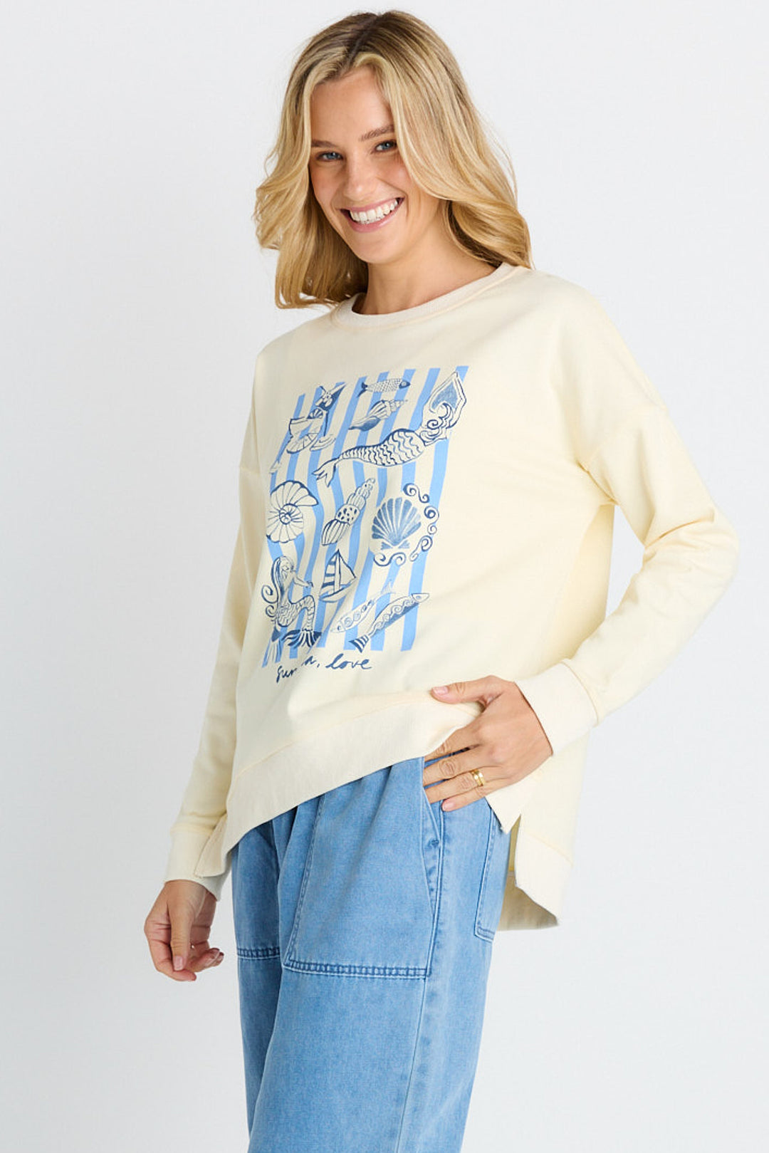 Betty Basics Sun Sea & Love Palma Sweatshirt