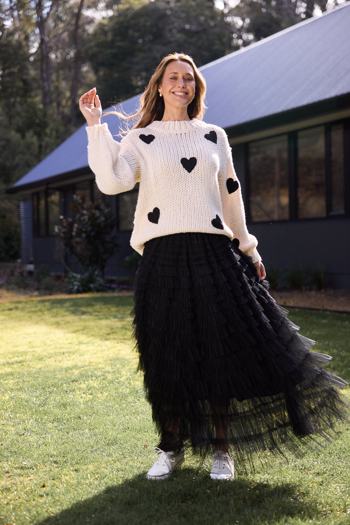 WHITE HEART ON MY SLEEVE KNIT