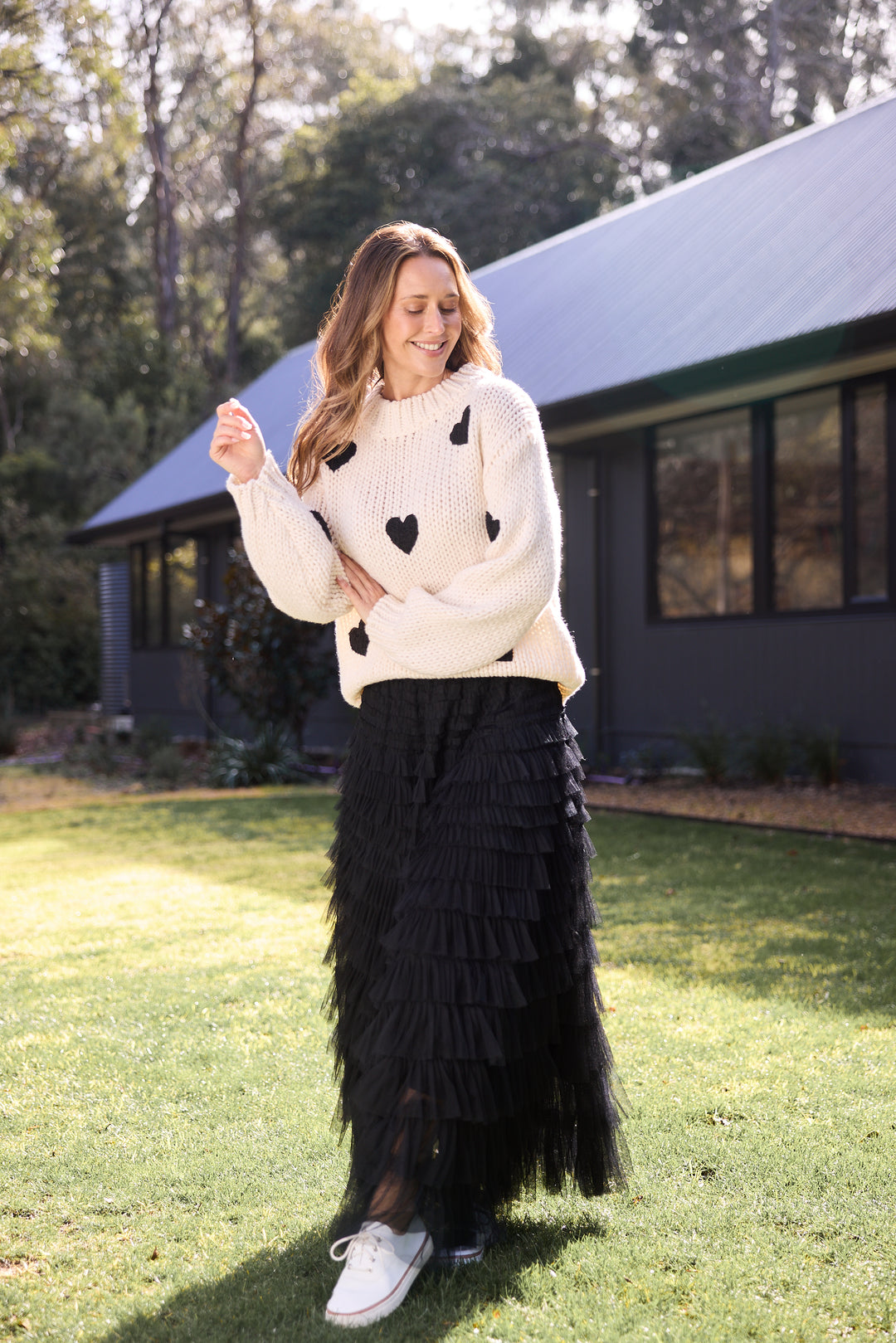WHITE HEART ON MY SLEEVE KNIT