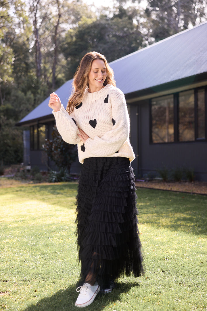 WHITE HEART ON MY SLEEVE KNIT