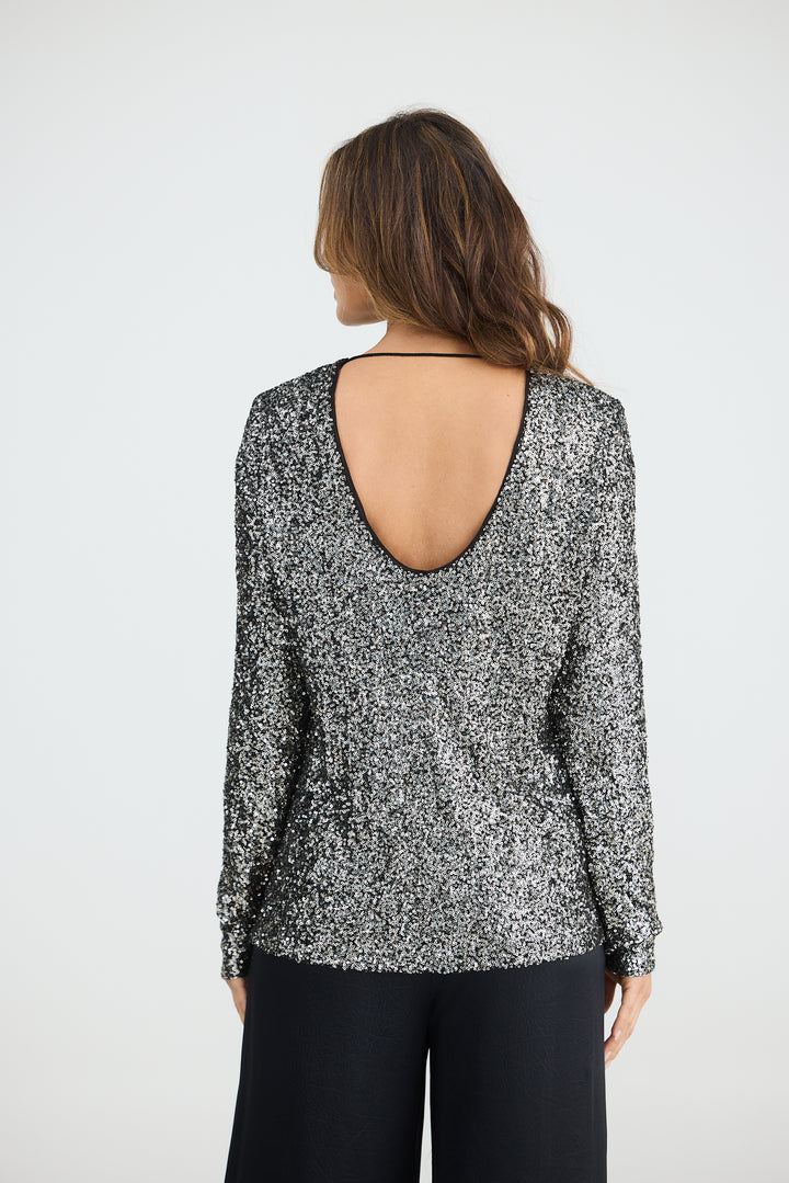 SILVER SHOWSTOPPER TOP