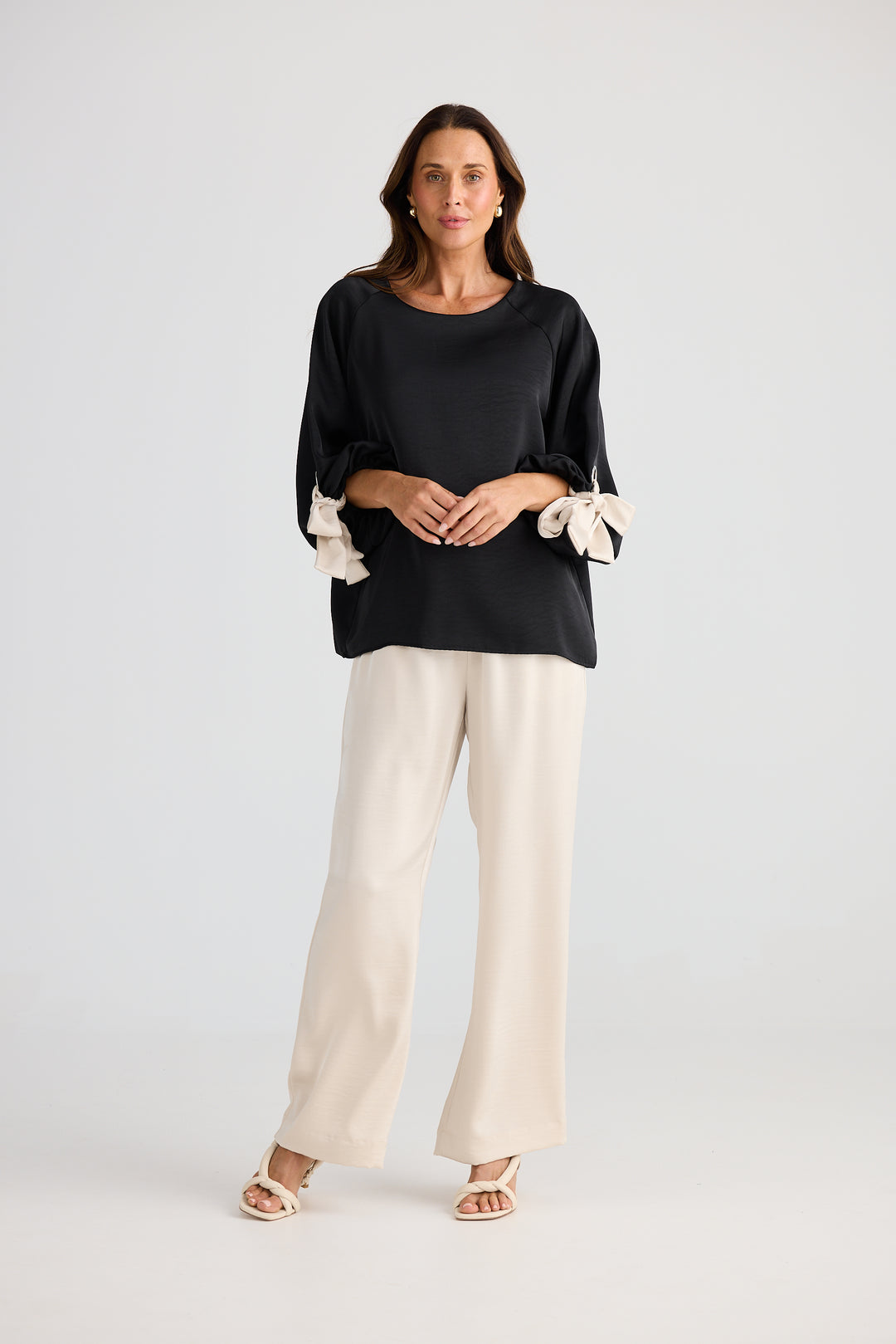 Brave & True Oui Oui Top Black & Oyster
