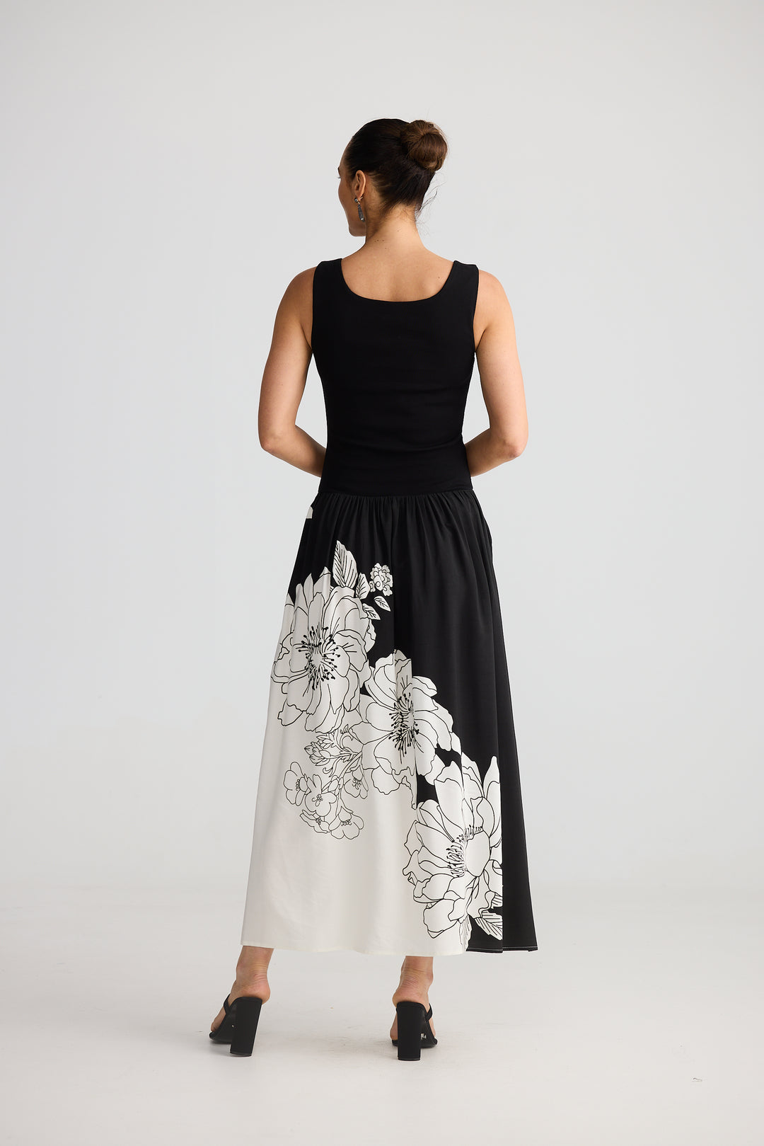 Brave & True Maya Dress Noir Bloom