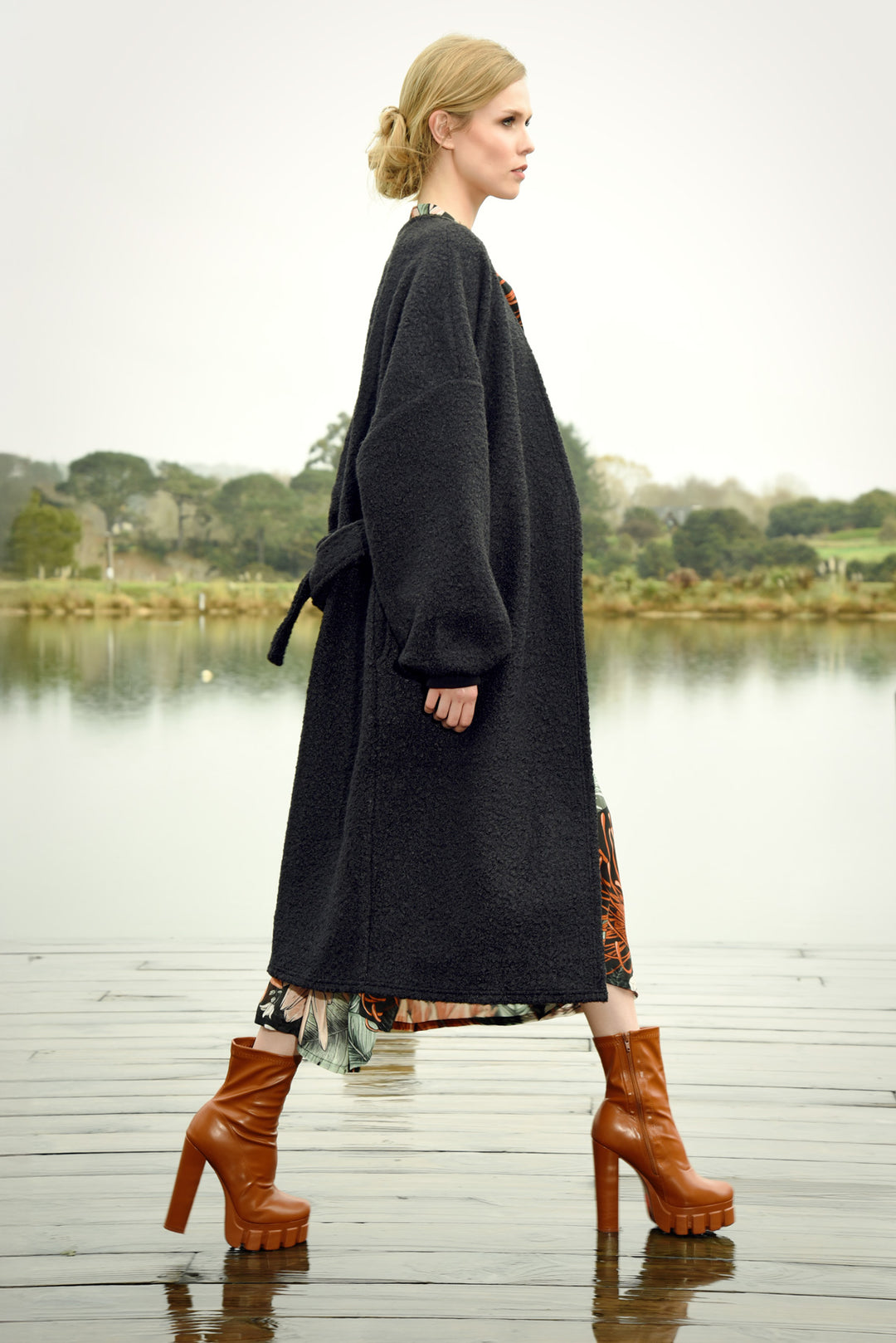 SWING COAT