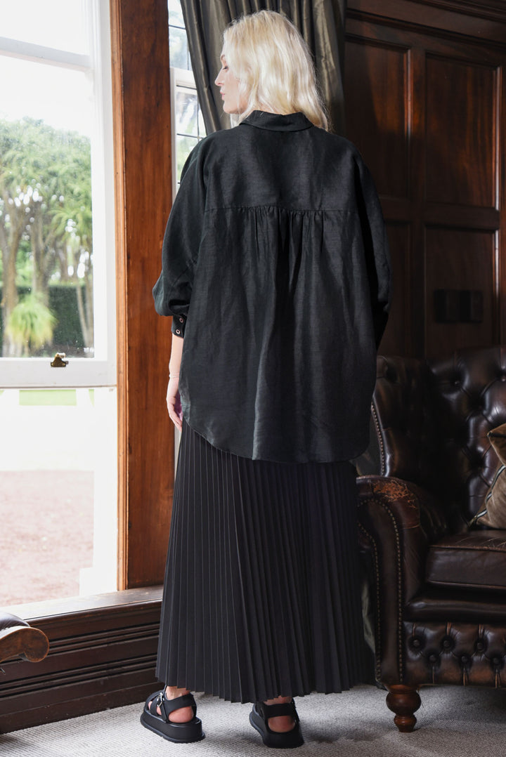 Curate Black In Skirt of Time