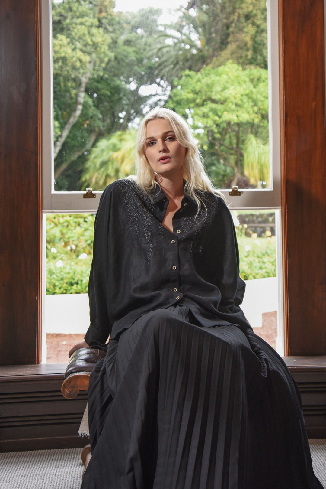 Curate Black In Skirt of Time