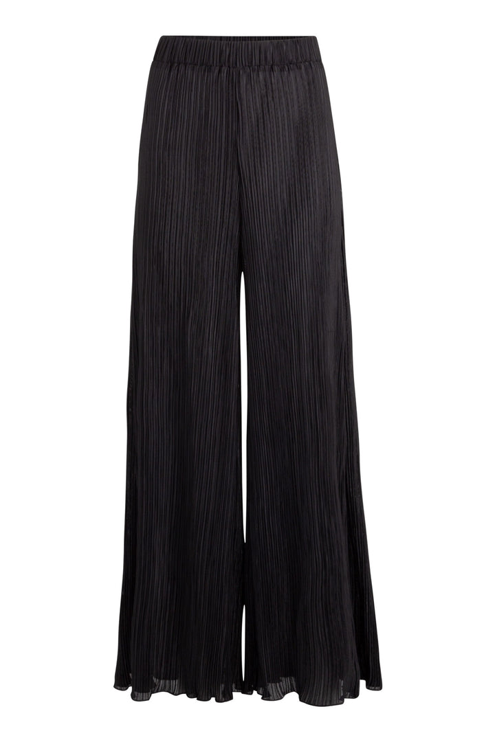 Curate Black Weekend Kicks Pant