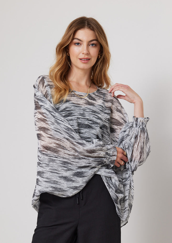 LINEAR KATO TOP