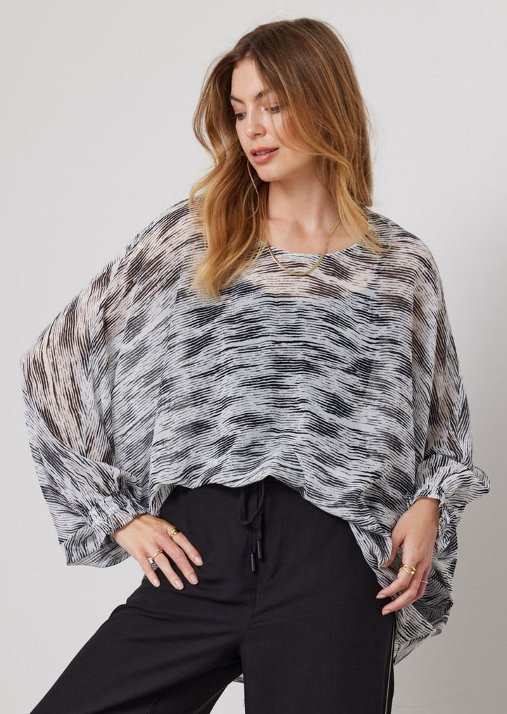 LINEAR KATO TOP