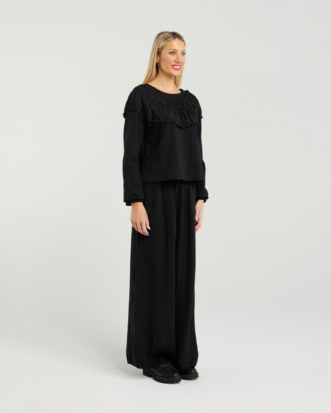 Et Alia Black Marlow Sweat