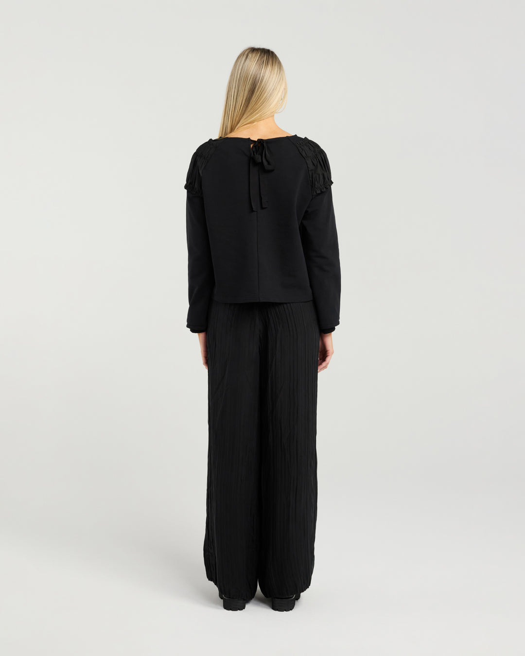 Et Alia Black Marlow Sweat