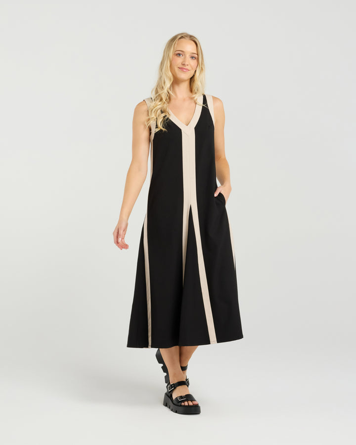 Et Alia Edie Dress Noir Lines