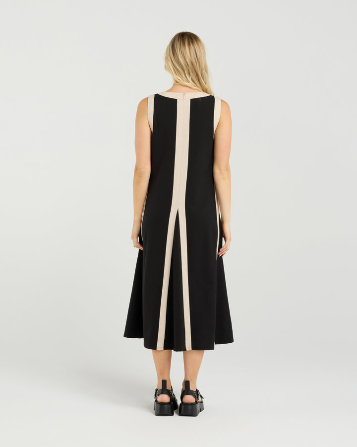 Et Alia Edie Dress Noir Lines