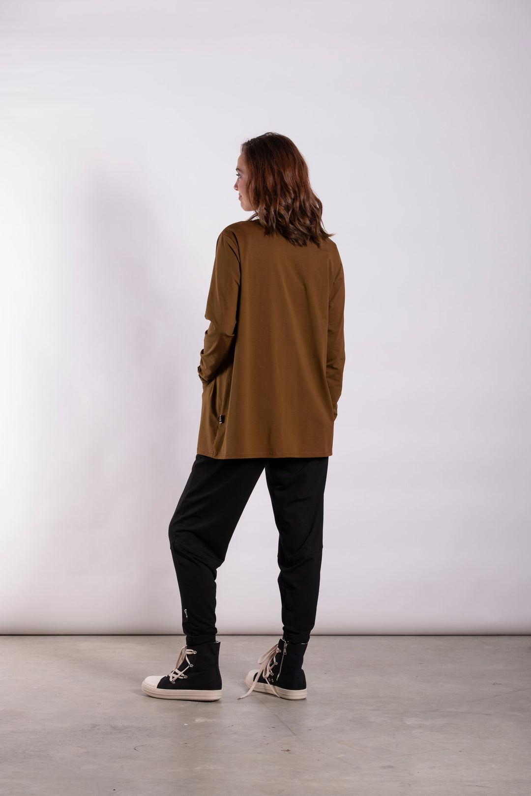 Deeanne Hobbs Pocket Drift Top