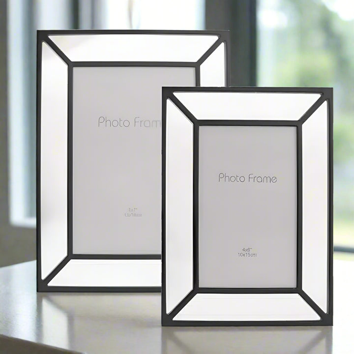 MIRRORED PHOTO FRAME
