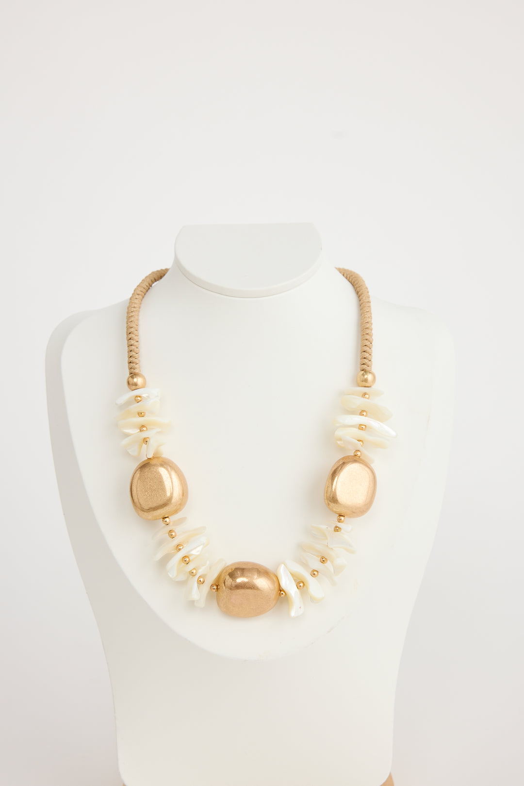 Shell Bondi Necklace