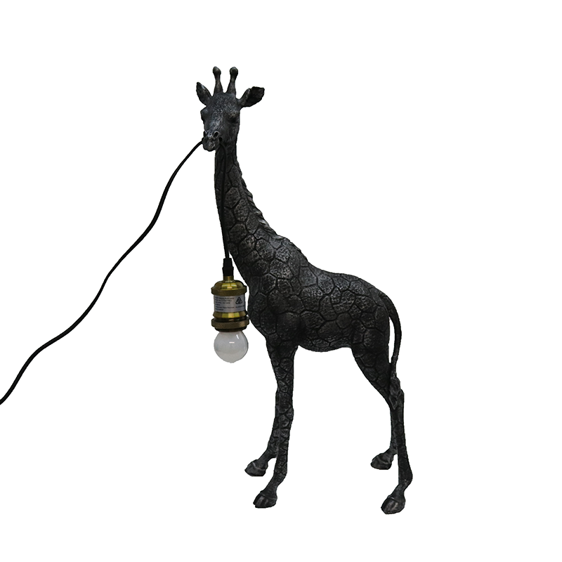 BLACK GIRAFFE LAMP