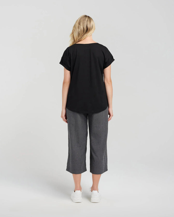 BLACK LILY TOP