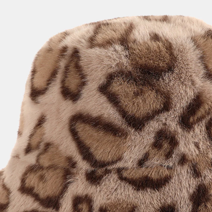 LIGHT ANIMAL BUCKET HAT