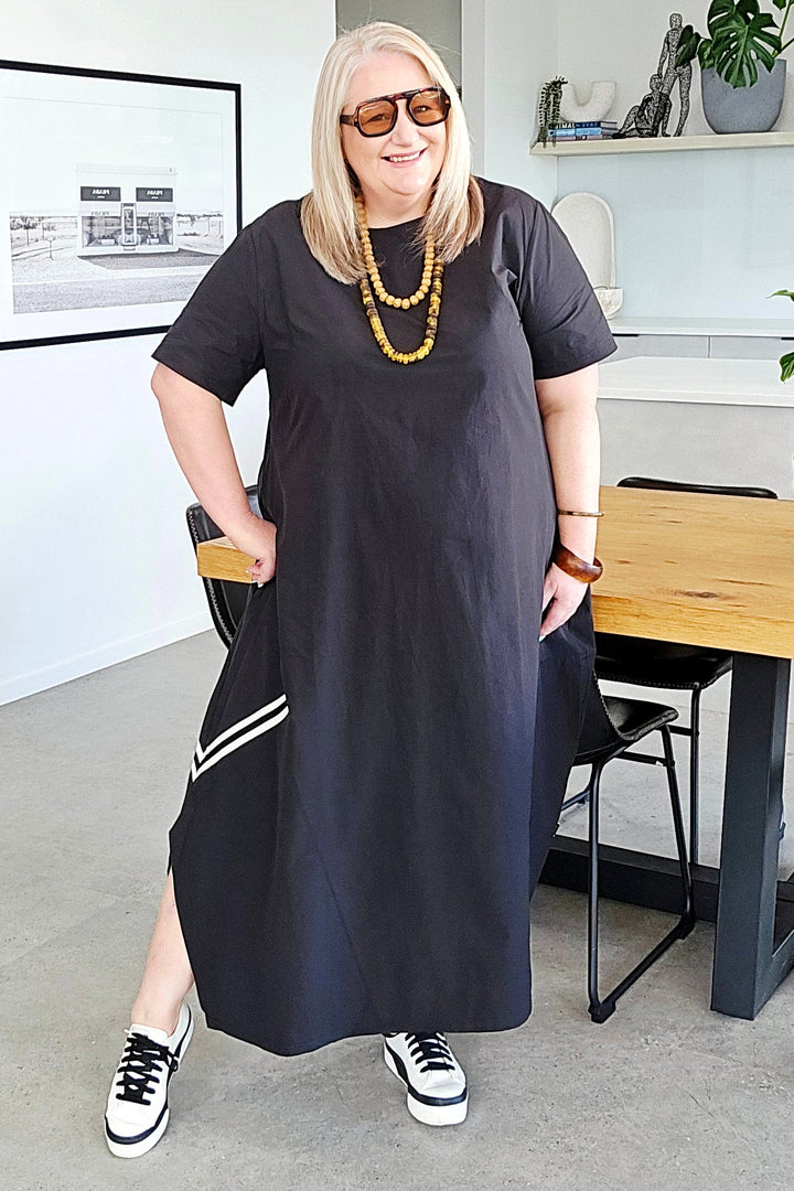 Deeanne Hobbs Noir Sienne Dress