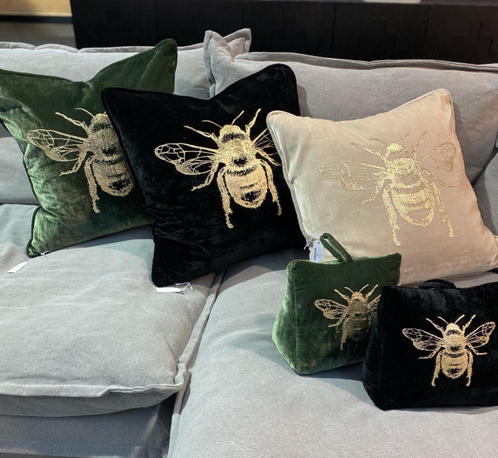 PEARL VELVET BEE CUSHION