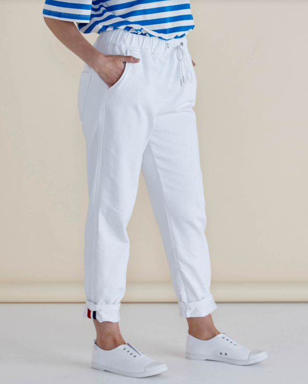 WHITE BROOKS JEAN