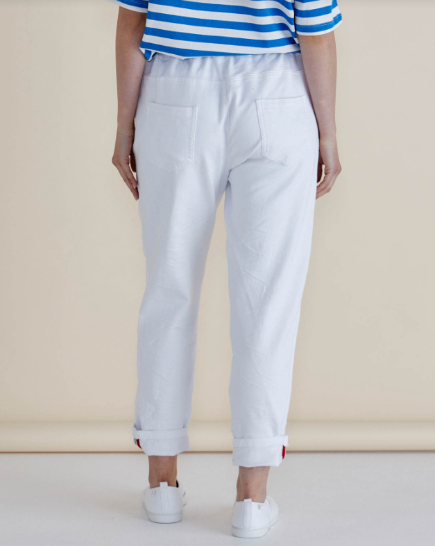 WHITE BROOKS JEAN