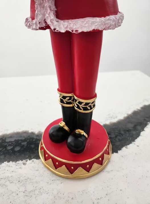 46.5cm Santa Globe Christmas Light Up