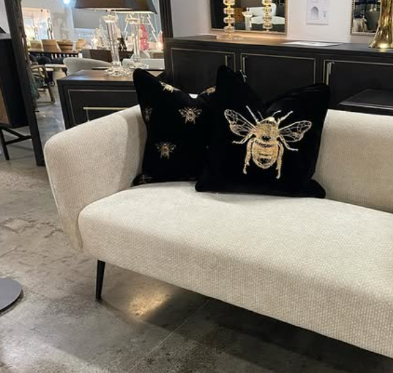 Le Forge Multi Bee Cushion