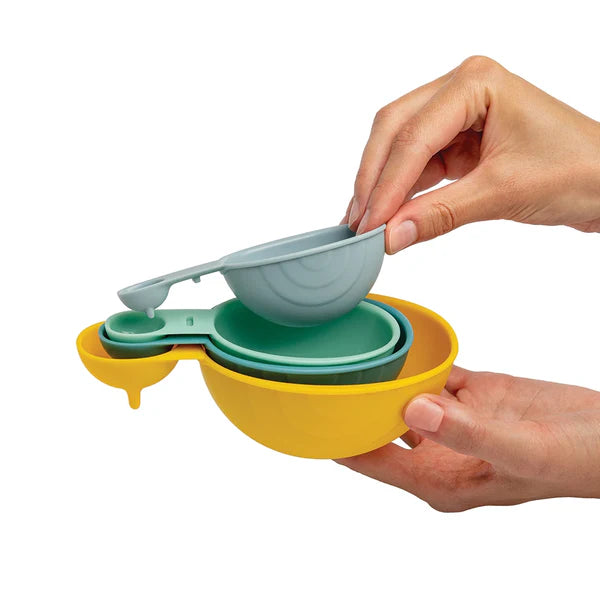 Shelly Measuring Cups