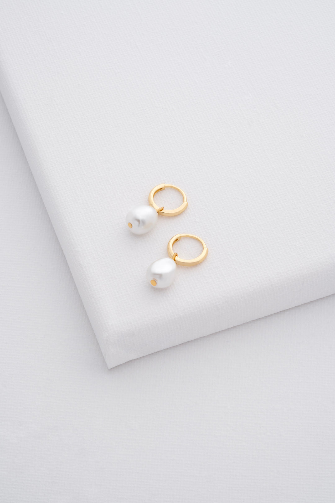 Ted Baker Periaa Pearl Huggies Gold