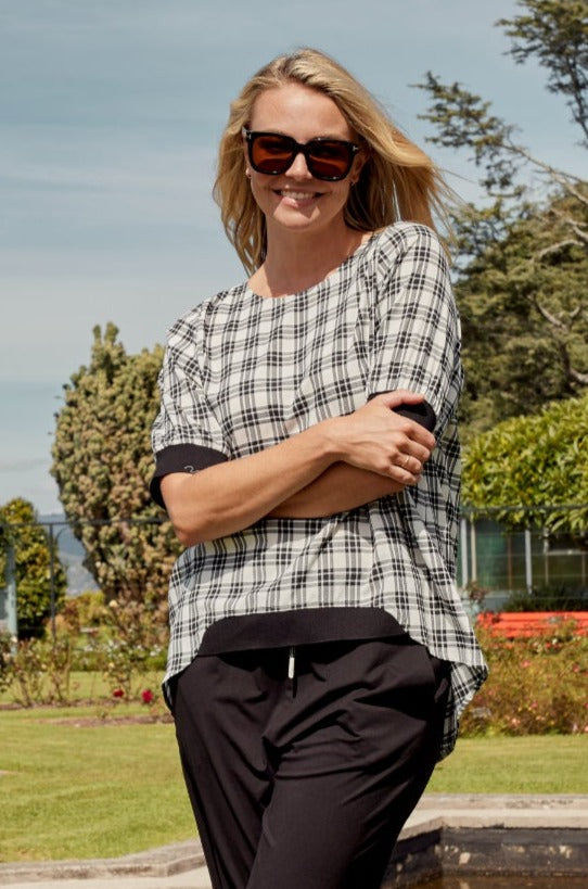 PLAID HAVANA TOP