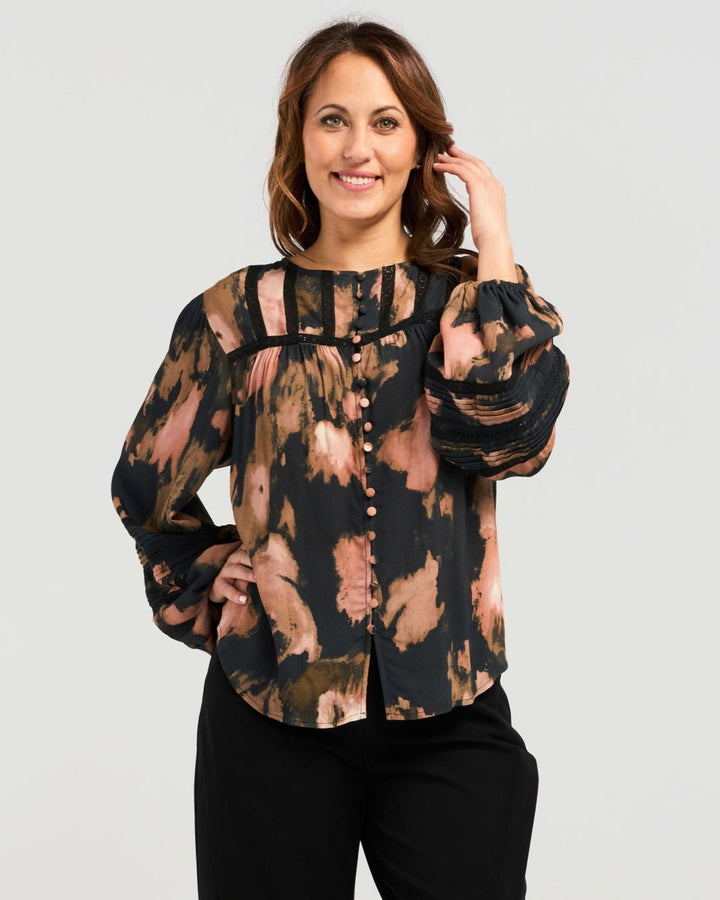 BLACK LIN BLOUSE