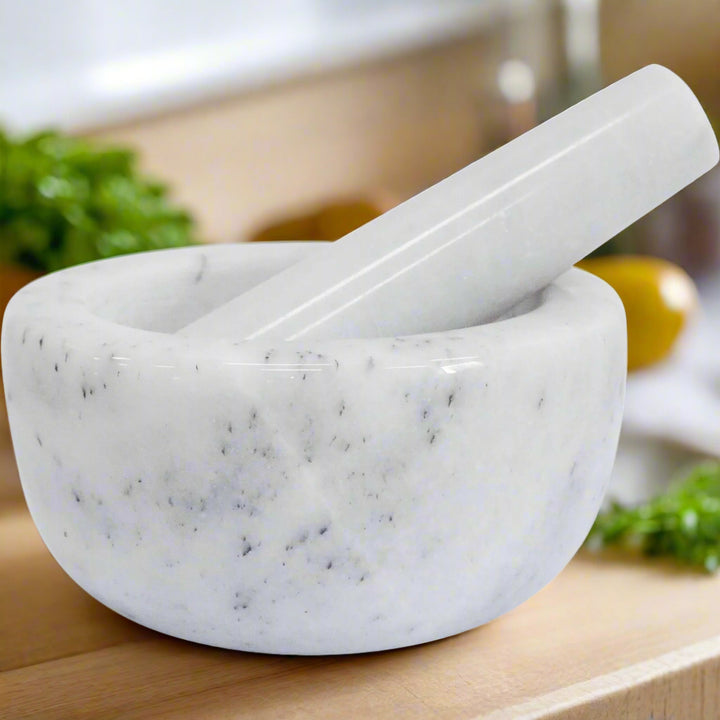 WHITE MORTAR & PESTLE