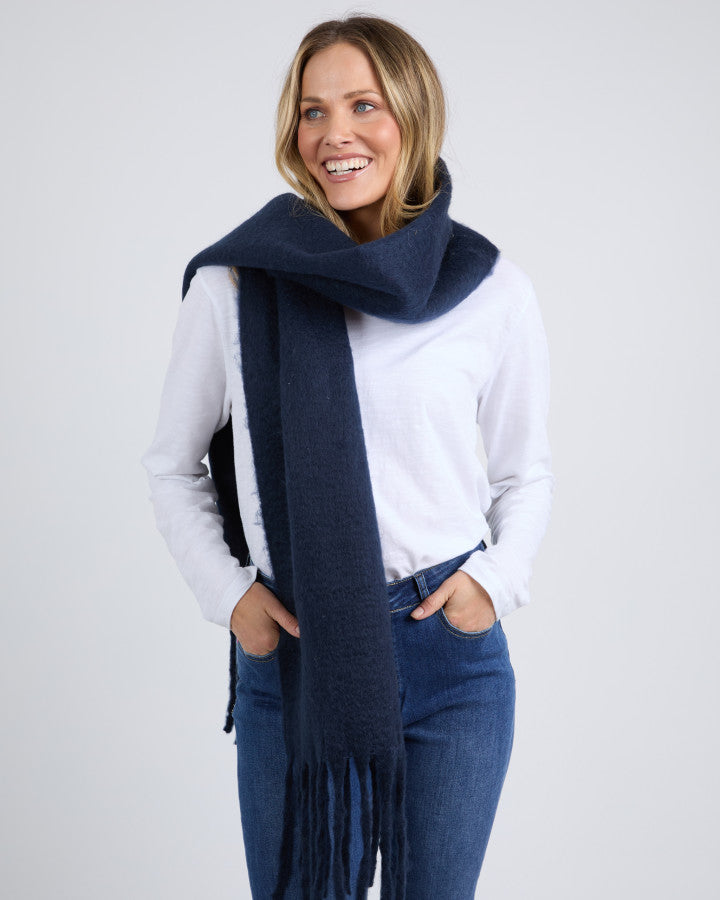 NAVY COMFY SCARF