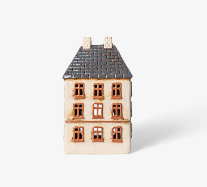 French Country Cotswolds Estate Tealigth House