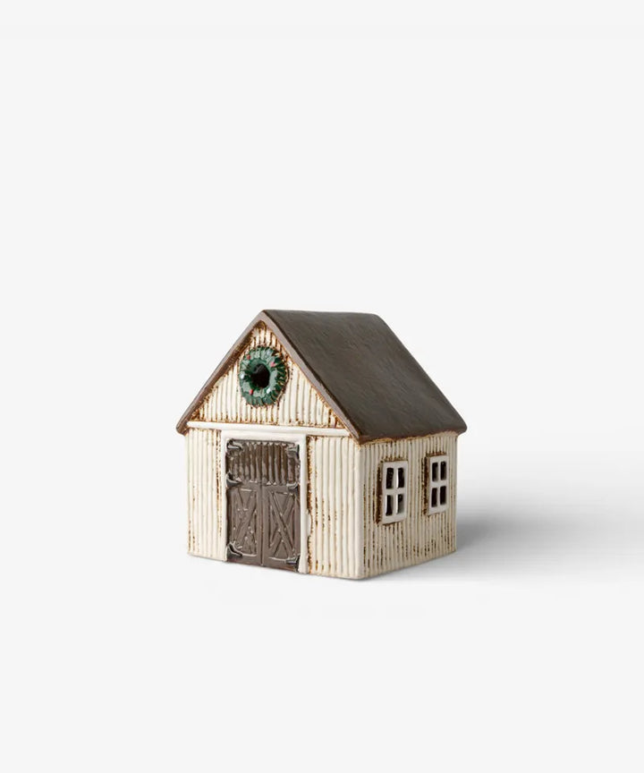French Country Nordgard Stable with Wreath Tealight House